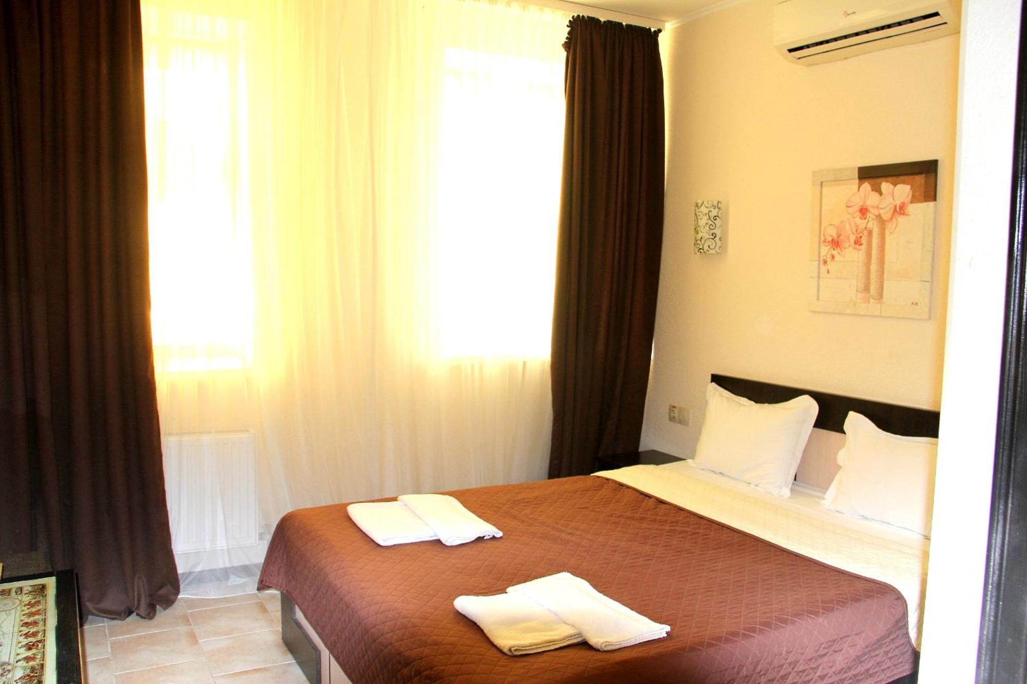 Breeze Hotel Odessa Exterior foto